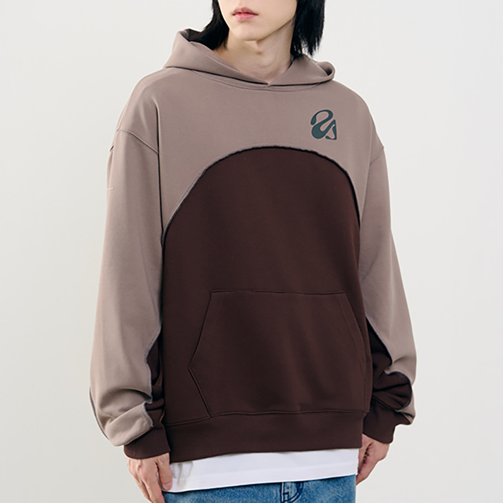 Comfy curved two tone hoodie [BROWN]